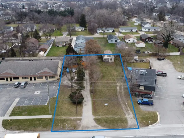 49520 Gratiot Ave, Chesterfield, MI 48051