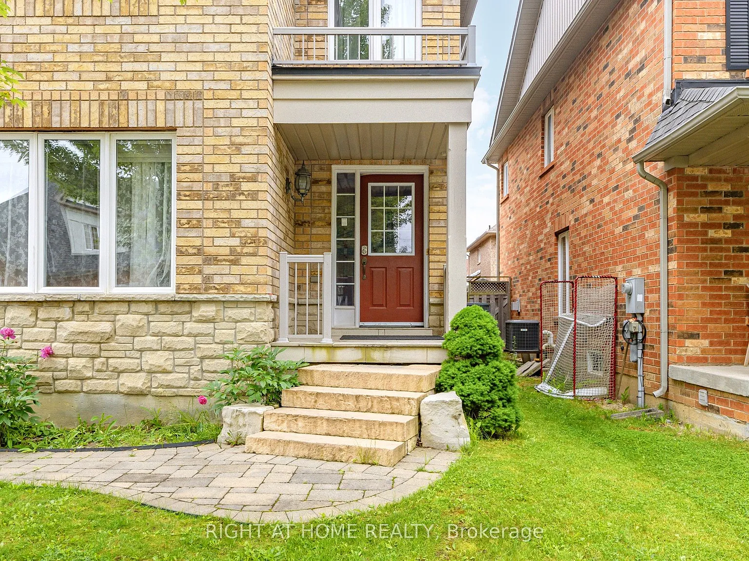 4 bed, $3,950 — Photo 2