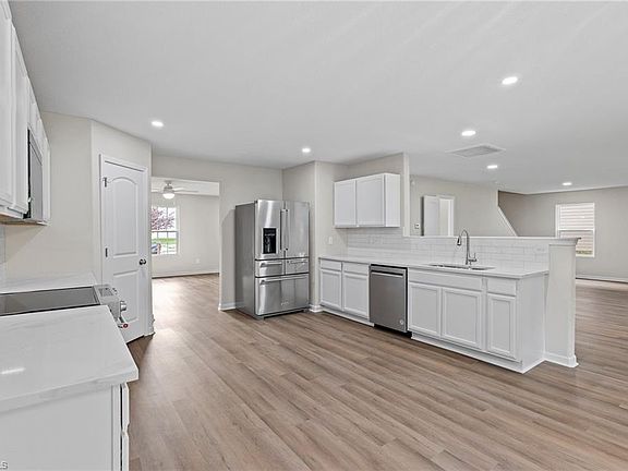 4th image of 3427 Anita Glen Dr
