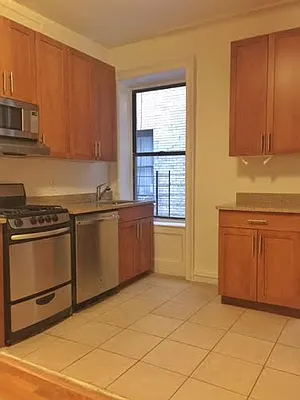 Rented by Reliance Realty Partners LLC  | media 16