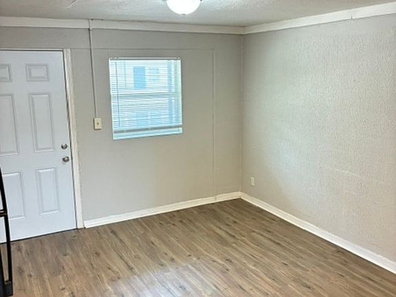 2nd image of 2146 Inwood Ter APT 7