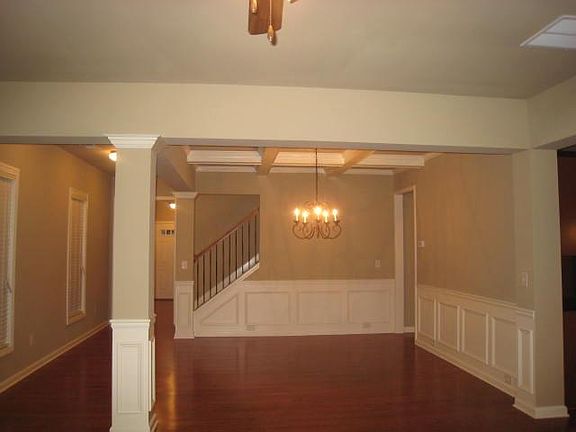 Formal Dining