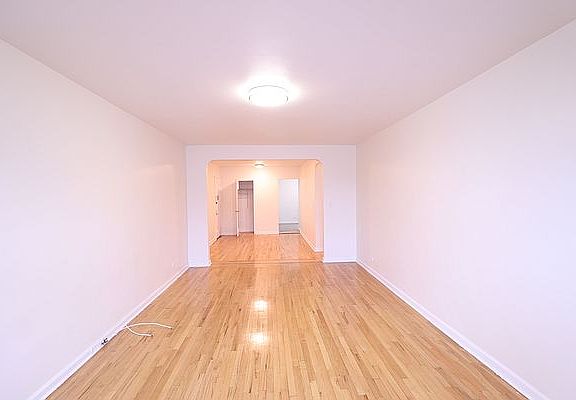 3rd image of 98-51 Queens Blvd #4C