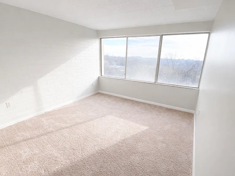 Bedroom 2B/2B