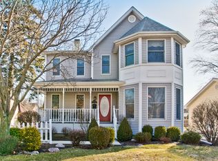 309 S Wille St, Mount Prospect, IL 60056