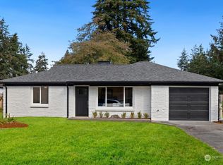 116 N 182nd St, Seattle, WA