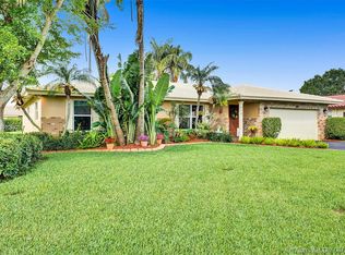 1220 NW 85th Ter, Coral Springs, FL 33071