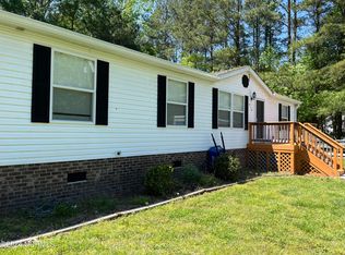410 NW Backwoods Rd, Moyock, NC 27958