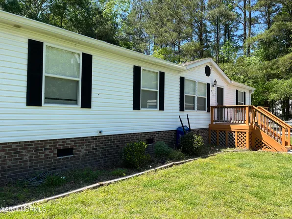 410 NW Backwoods Road, Moyock, NC 27958