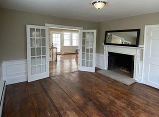 6 Mutton Ln, Weymouth, MA 02189