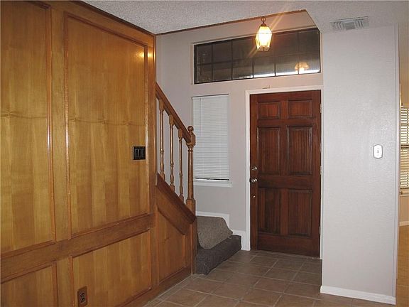 2nd image of 104 Wildwood Dr
