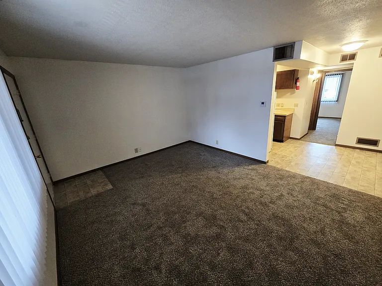 2108 N Cotner Blvd — Photo 8