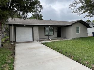 2930 Gardenia Dr, Garland, TX 75041