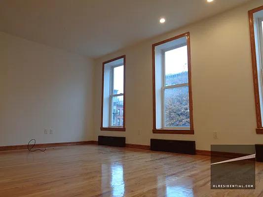 Rented by Highline Residential | media 3