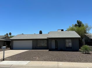8847 W WELDON Avenue, Phoenix, AZ 85037