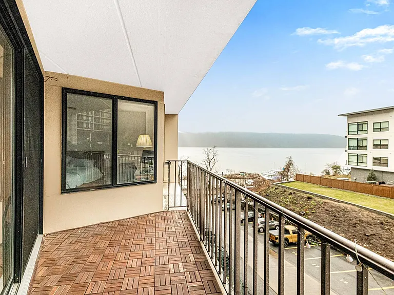 1155 Warburton Ave #3D — Photo 5