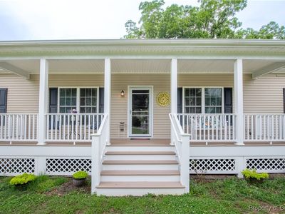 133 Creek Dr, Hardyville, VA, 23070