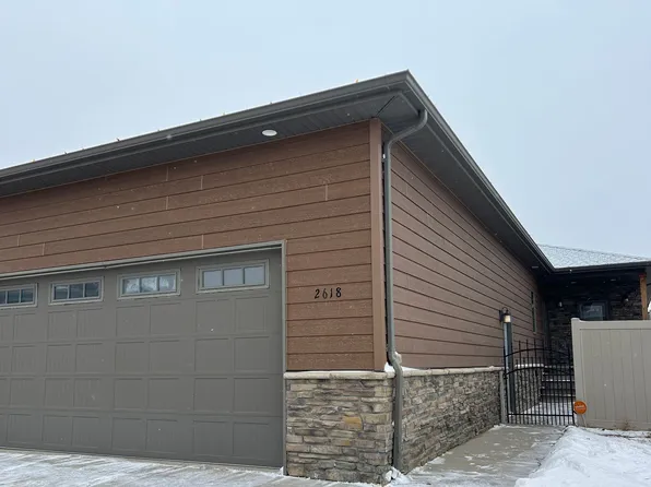 2618 Dakota Blvd, Dickinson, ND 58601