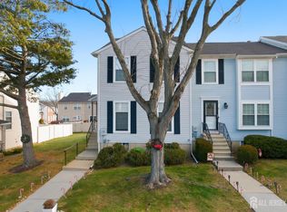 6 Rodio Ct, Sayreville, NJ 08872