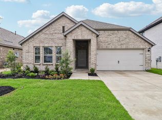 724 Grand Dale Dr, Lavon, TX 75166
