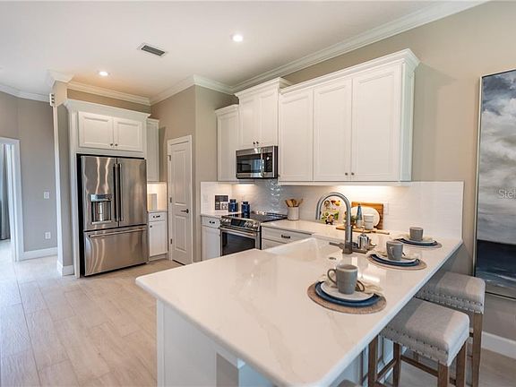5th image of 1920 Monte Carlo Dr #2-105