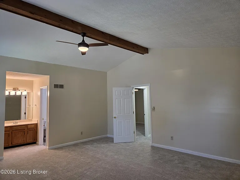 4204 Holly Tree Dr — Photo 23