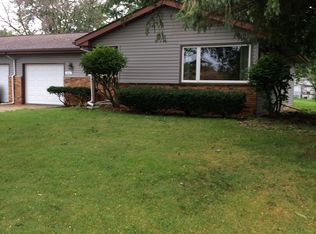 802 Spahn Dr, Waunakee, WI 53597