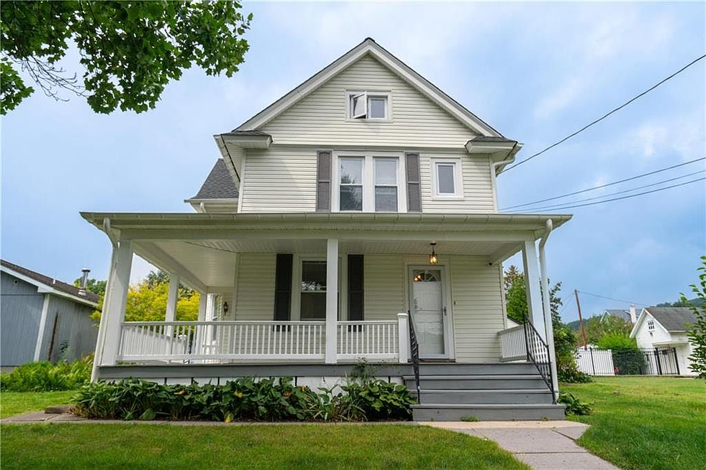 315 Easton Rd, Riegelsville, PA 18077 Zillow