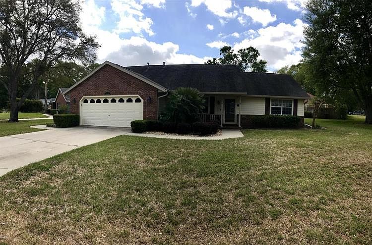 1st image of 975 NE 51st Ave