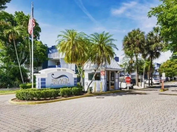 9373 Fontainebleau Blvd APT K217, Miami, FL 33172