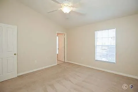 3 bed, 2.5 bath, 1540 sqft, $2,350 — Photo 3