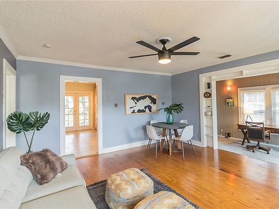 5th image of 107 W Osborne Ave