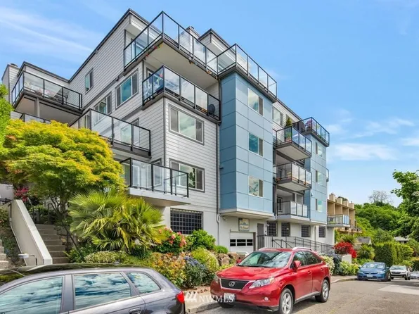 2040 13th Ave W APT 45, Seattle, WA 98119