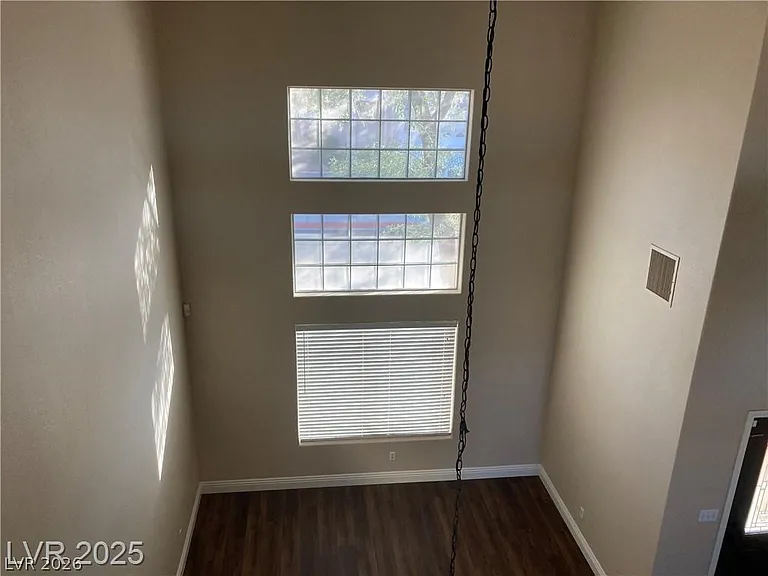3120 Whispering Canyon Ct — Photo 25