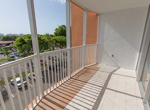 2nd image of 1780 191st St APT 408-2