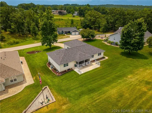 104 Bogey Ln, Gravois Mills, MO 65037