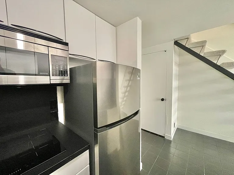 1000 Union St #311 — Photo 8