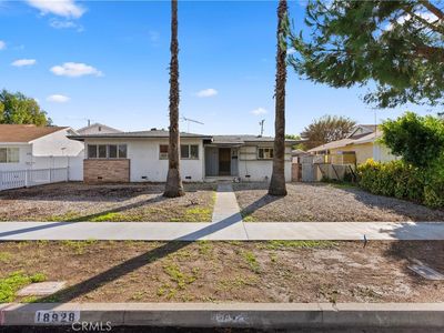 18928 Victory Blvd, Tarzana, CA, 91335