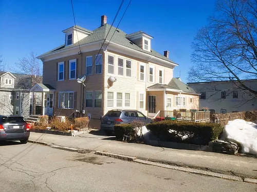 26 Arlington St #2 Photo 1