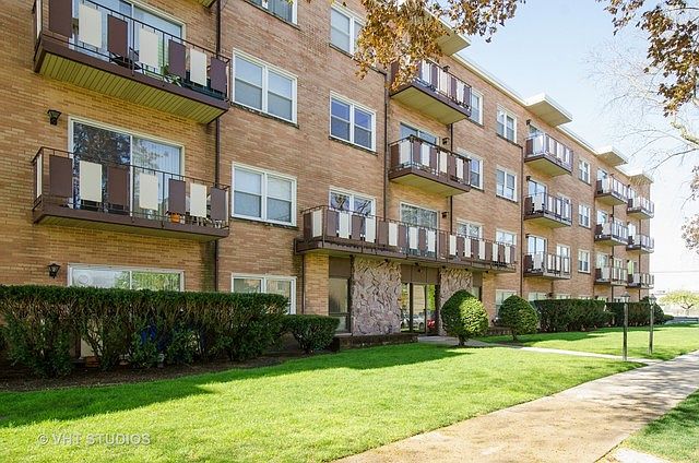 1st image of 5005 Enfield Ave APT 411