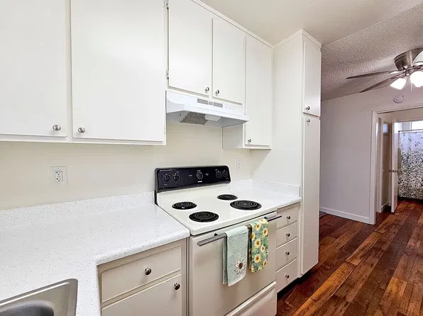 Crestwood Apartments!, 191 N Mollison Ave APT 29, El Cajon, CA 92021