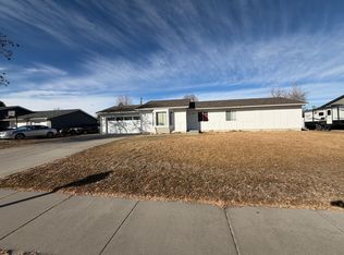 2923 Lampman Dr, Billings, MT 59102