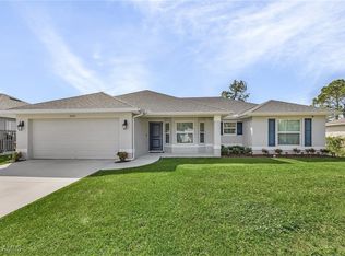 2807 43rd St SW, Lehigh Acres, FL 33976