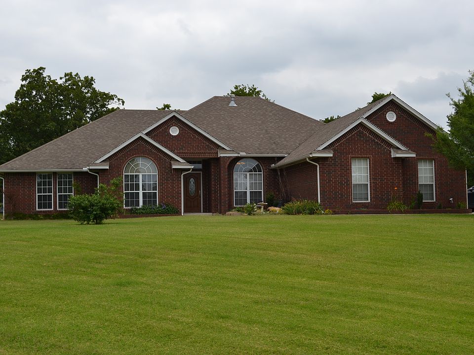 1st image of 20424 SE 52nd St