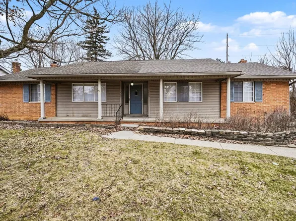 3505 Ridgecliffe Dr, Flint, MI 48532