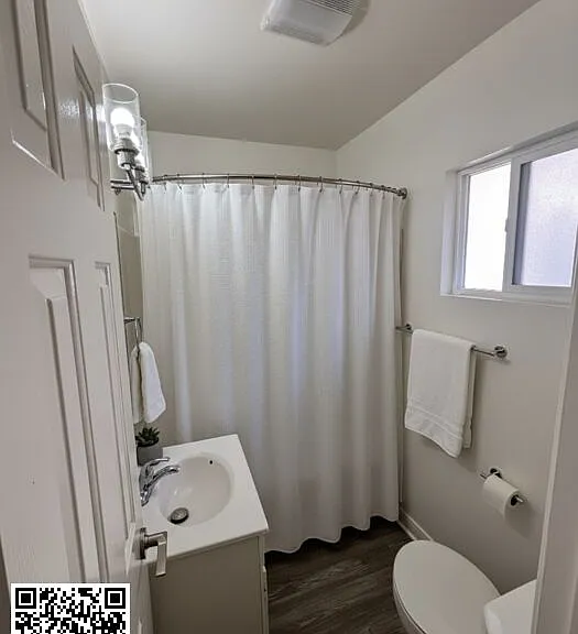 1211 W 28th St #7 — Photo 4