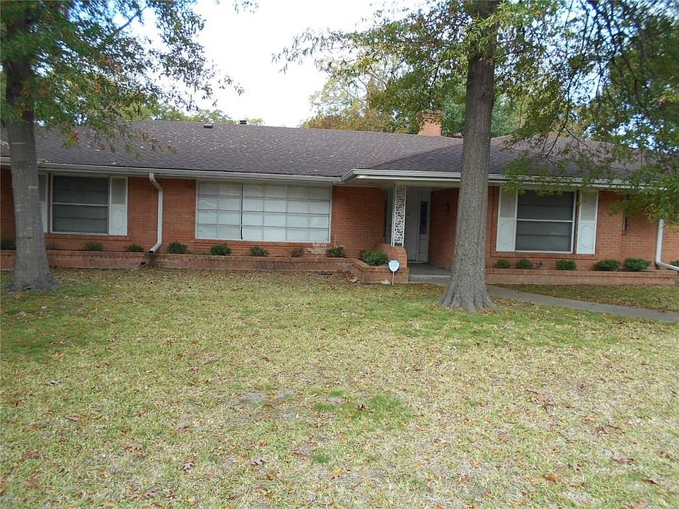 1st image of 1800 Live Oak St