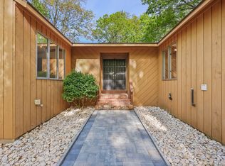 2165 Shepard Ave, Hamden, CT 06518