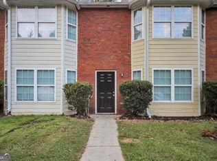 5564 Pineridge Ct, Forest Park, GA 30297