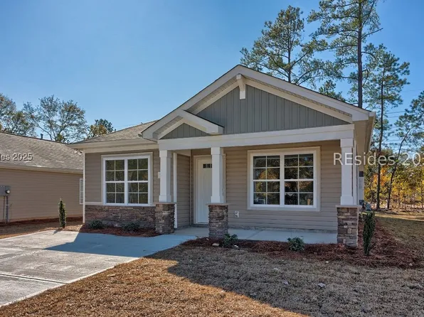 262 1st Ave, Ridgeland, SC 29936